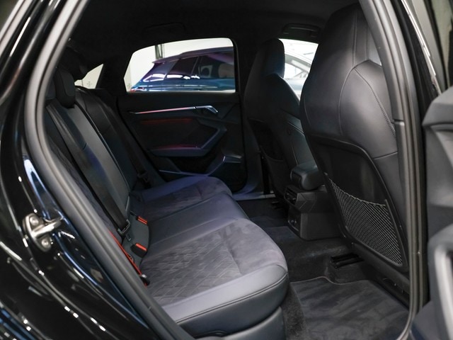 Audi RS3 Quattro S-Tronic Sedan