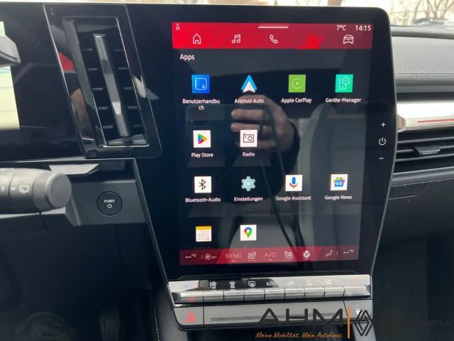 Renault Scenic E-Tech Iconic