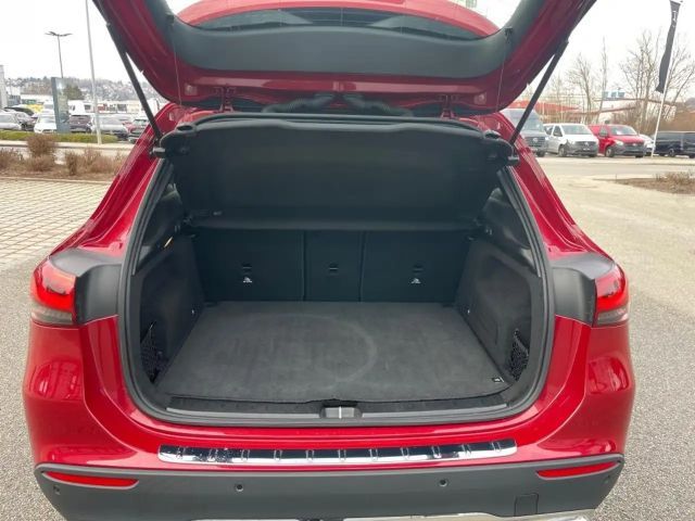 Mercedes-Benz GLA 180 Progressive