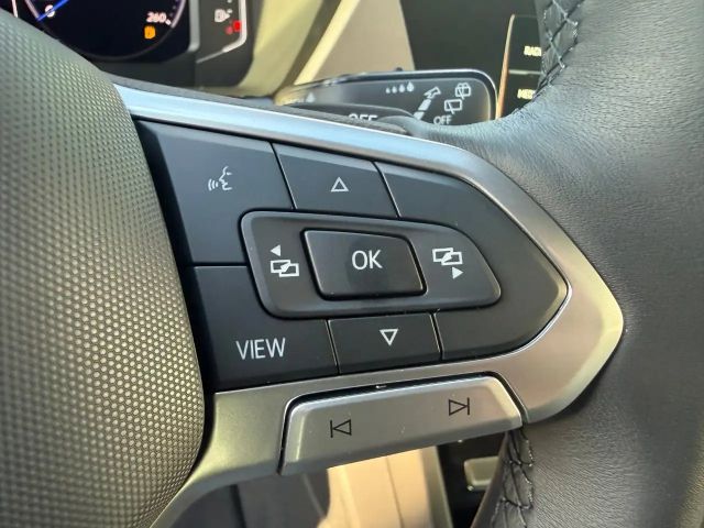 Volkswagen Touran DSG R-Line