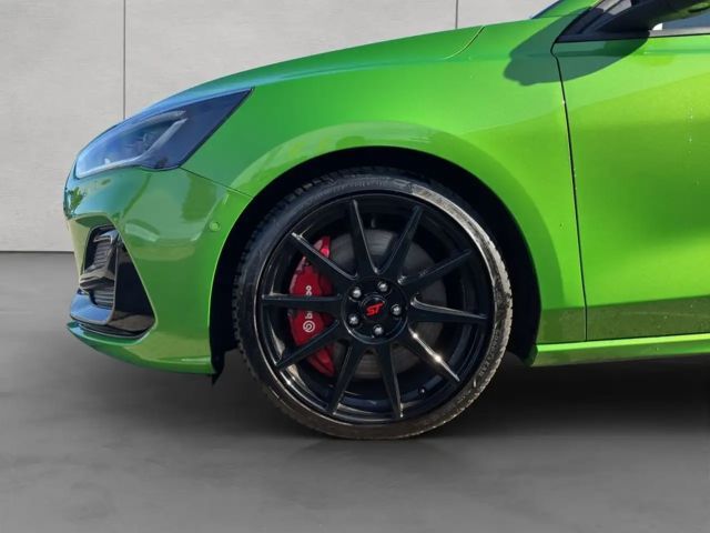 Ford Focus EcoBoost ST Line