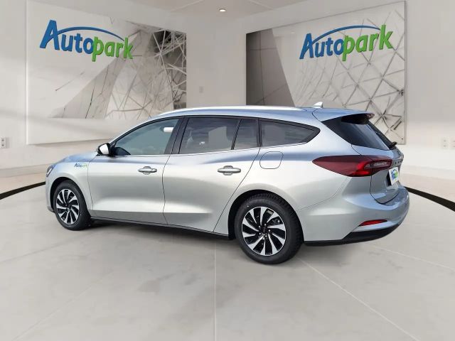 Ford Focus Titanium Wagon