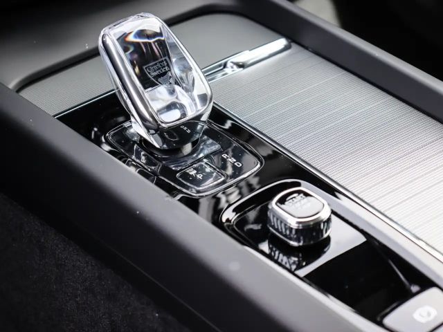 Volvo XC60 Dark Plus