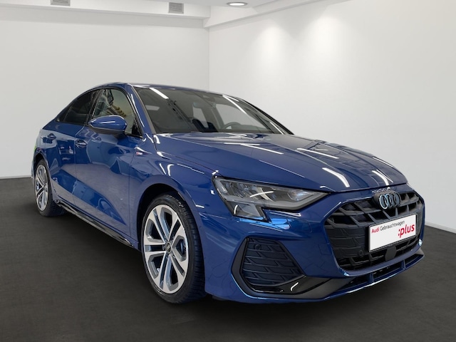 Audi A3 30 TFSI S-Line S-Tronic Sedan