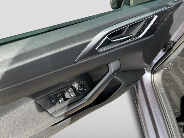 Volkswagen Polo 1.0 TSI DSG Style