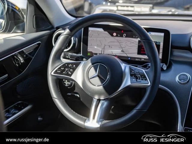 Mercedes-Benz C 200 AVANTGARDE Sedan