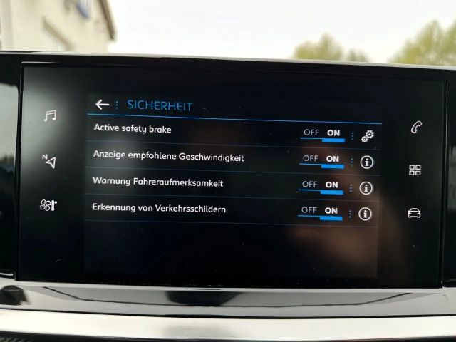 Peugeot 208 Allure Pack PureTech