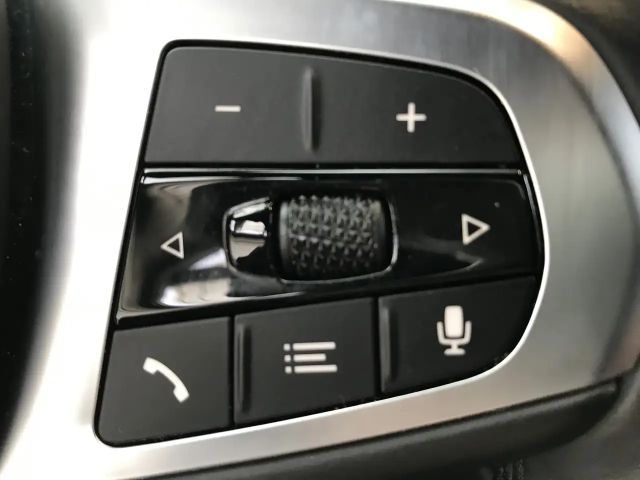 BMW 320 320d M-Sport xDrive