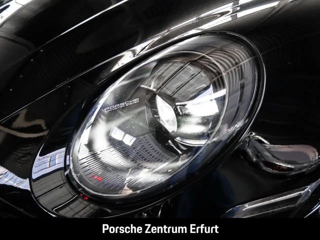 Porsche 911 4 Carrera Coupé GTS