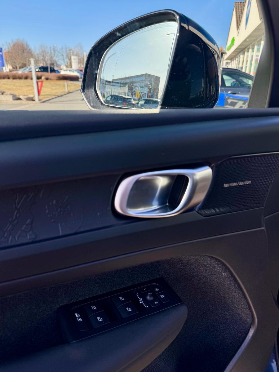 Volvo EX40 Extended range Plus Single motor