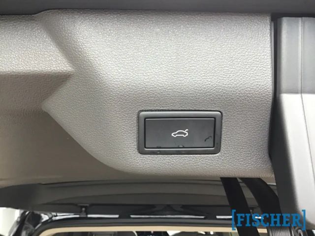 Volkswagen Multivan 2.0 TDI DSG Life T7