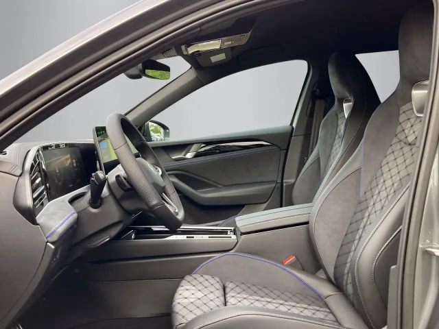 Volkswagen Passat R-Line Variant