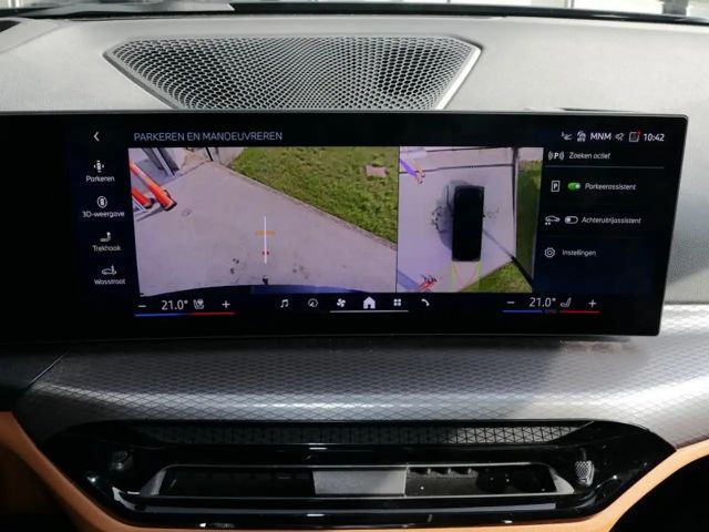 BMW 330 330e M-Sport Touring xDrive