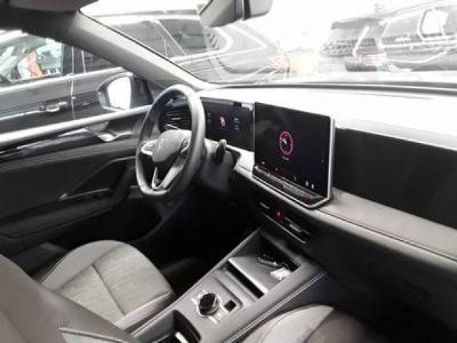 Volkswagen Tiguan 1.5 eTSI DSG