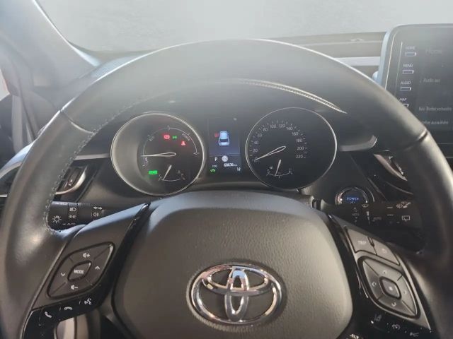 Toyota C-HR Hybride Team D