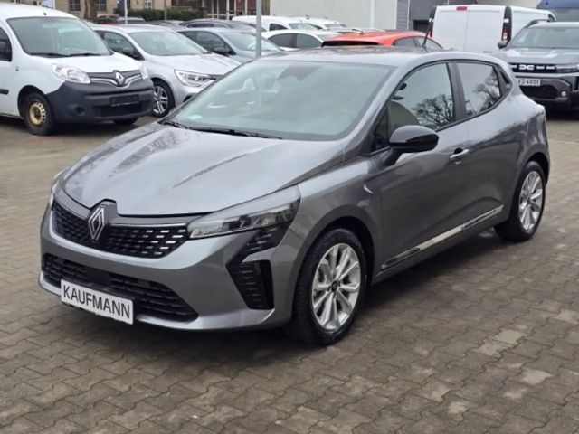 Renault Clio E-Tech Evolution Hybrid