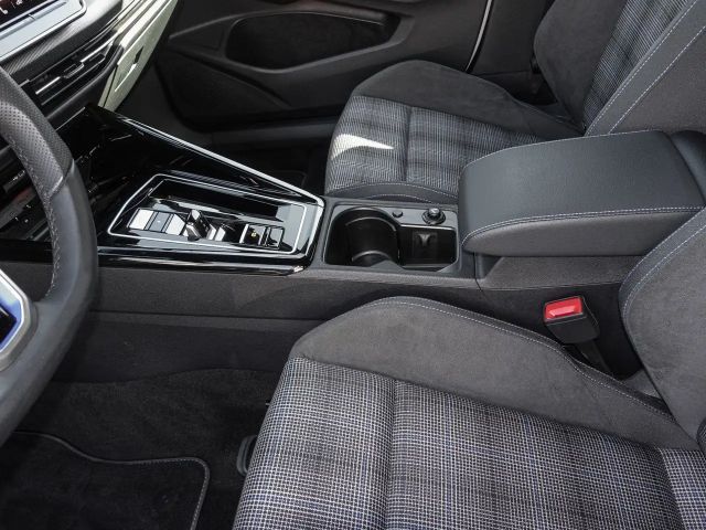 Volkswagen Golf DSG GTE eHybrid