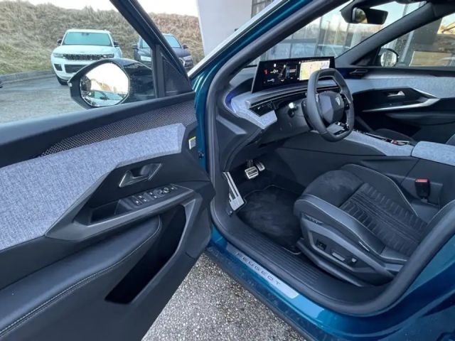 Peugeot E-5008 GT-Line