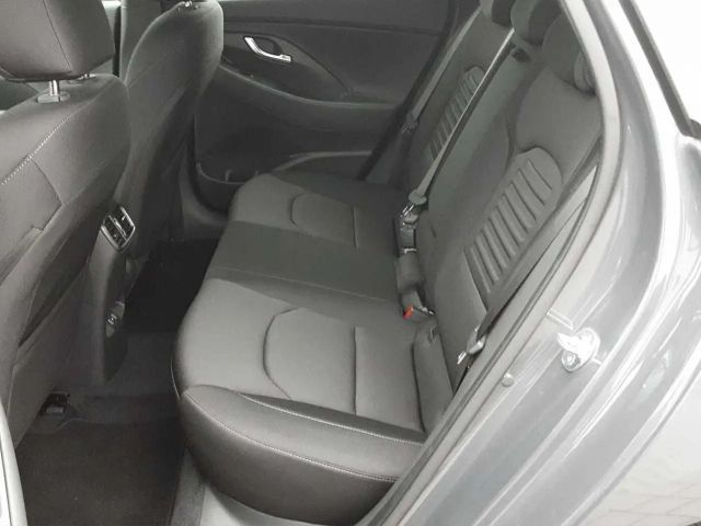 Hyundai i30 Advantage Hybrid