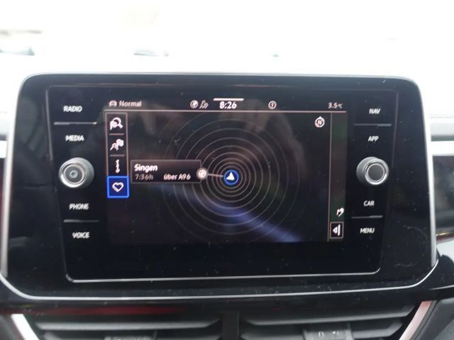 Volkswagen T-Roc 1.5 TSI DSG R-Line