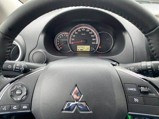 Mitsubishi Space Star CVT Star