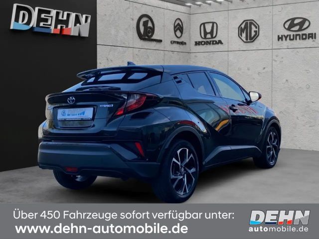 Toyota C-HR Hybride Team D