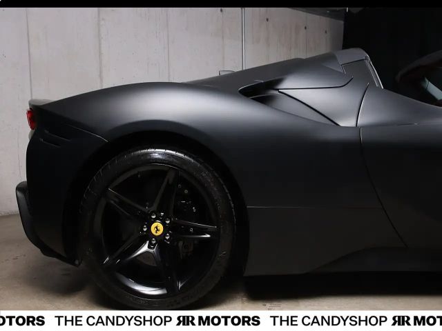 Ferrari SF90 Spider