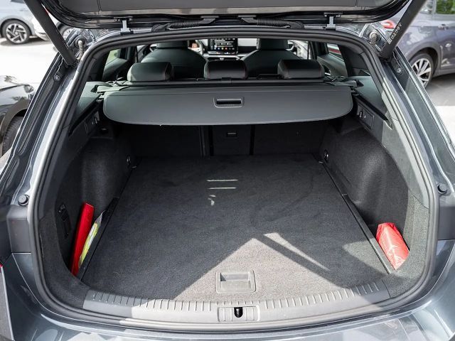 Seat Leon 1.5 eTSI FR-lijn Sportstourer