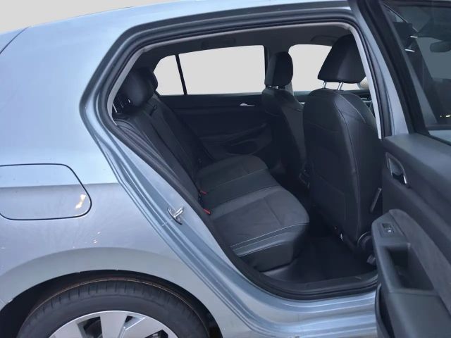 Volkswagen Golf 1.5 TSI