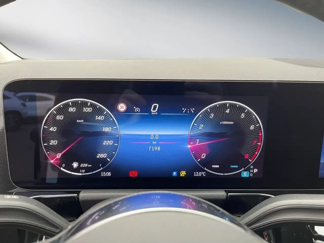 Mercedes-Benz GLA 220 4MATIC