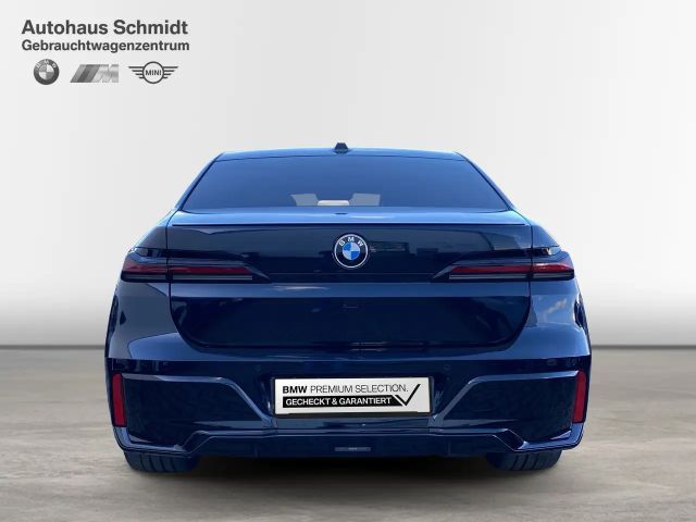 BMW 740 740d M-Sport Sedan xDrive