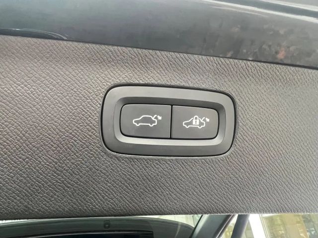 Volvo XC90 Bright Plus