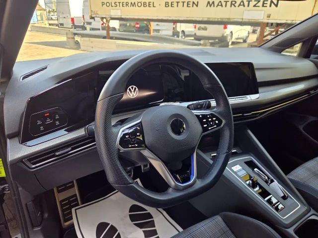 Volkswagen Golf GTE Plus eHybrid