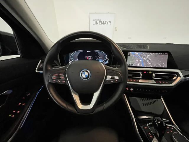 BMW 320 320e Sport Line Touring