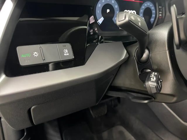 Audi A3 30 TFSI Sedan