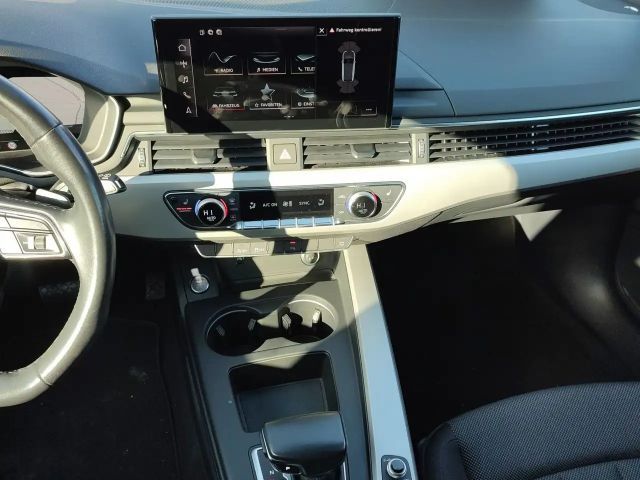 Audi A4 35 TDI Competition S-Line