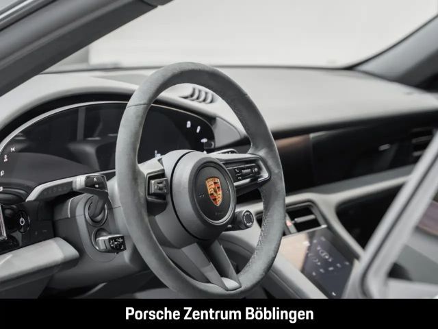 Porsche Taycan 4 Cross Turismo