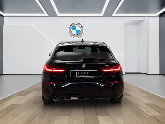 BMW 118 118i 5-deurs Sedan