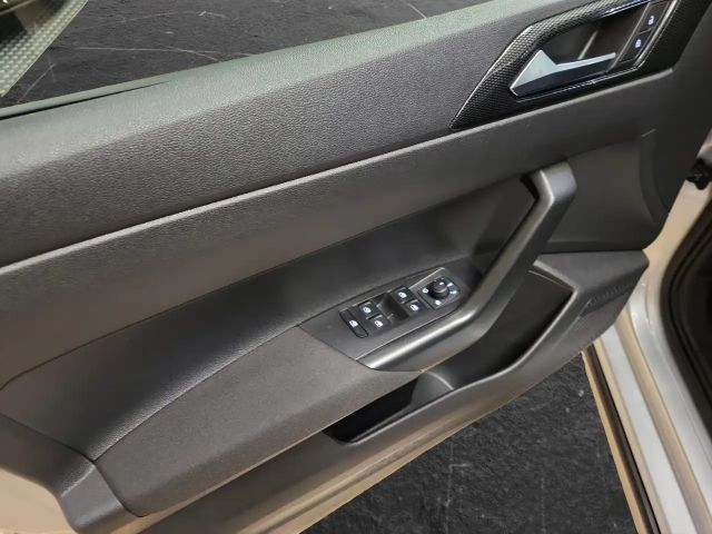 Volkswagen Taigo 1.0 TSI DSG Life