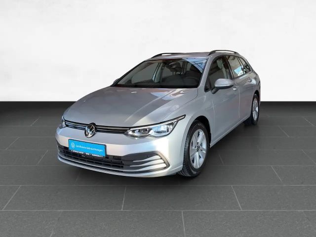 Volkswagen Golf 1.5 eTSI DSG Life Variant