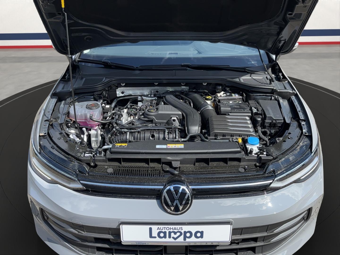Volkswagen Golf 1.5 TSI Golf VIII Life