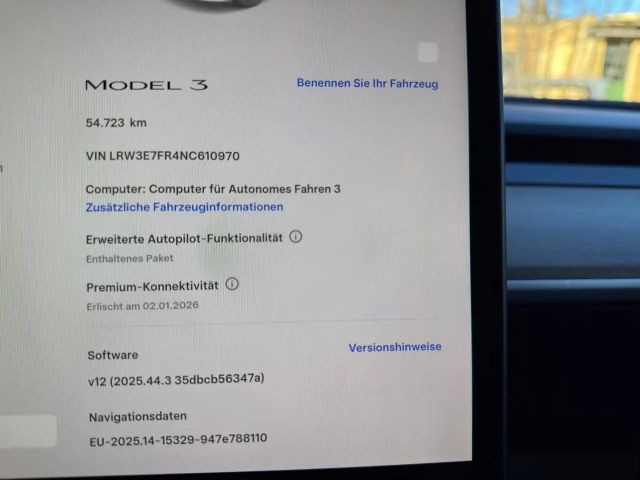 Tesla Model 3 RWD