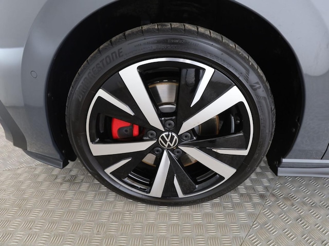 Volkswagen Golf GTE eHybrid