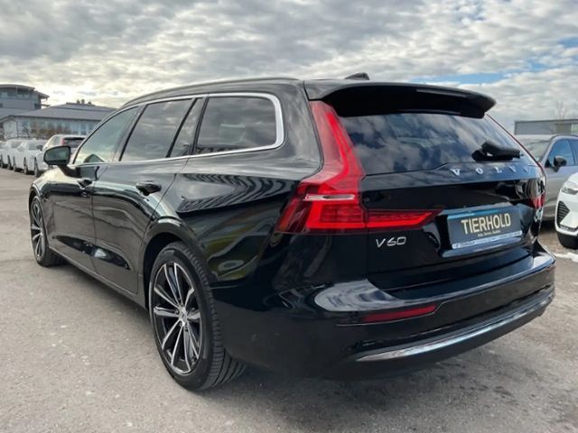 Volvo V60 AWD Core T6