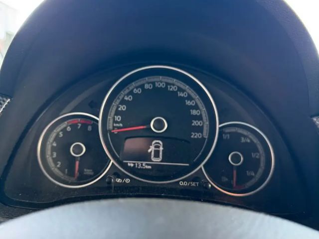 Volkswagen up! 1.0 TSI R-Line