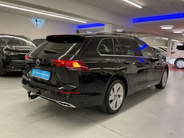 Volkswagen Golf 2.0 TDI DSG Style Variant