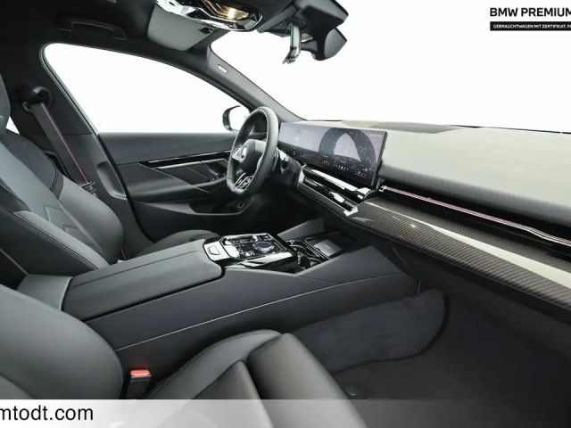 BMW 520 520d M-Sport Sedan xDrive