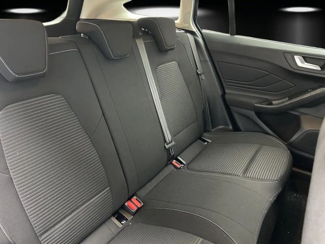 Ford Focus Titanium Wagon