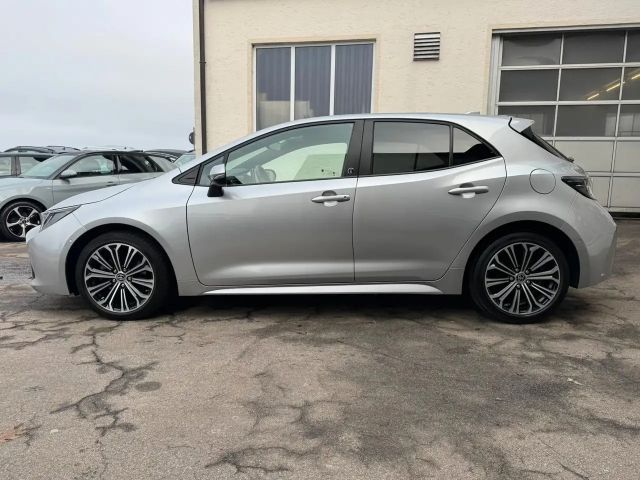 Toyota Corolla Hybride Team D