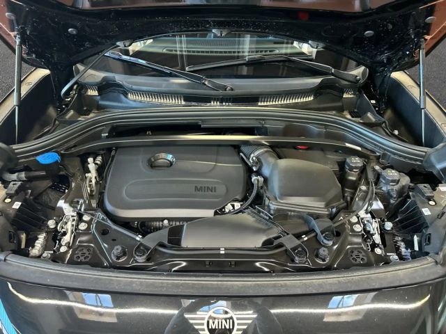MINI Cooper Countryman Countryman C Essential Trim
